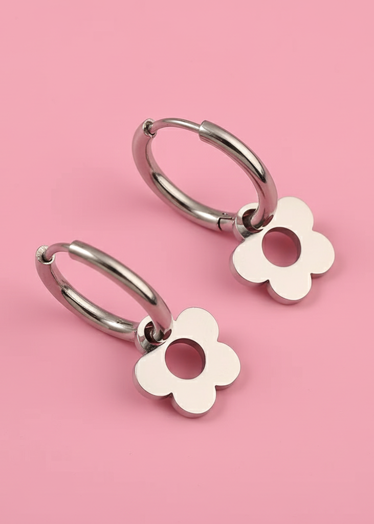 Brinco Flor em aço